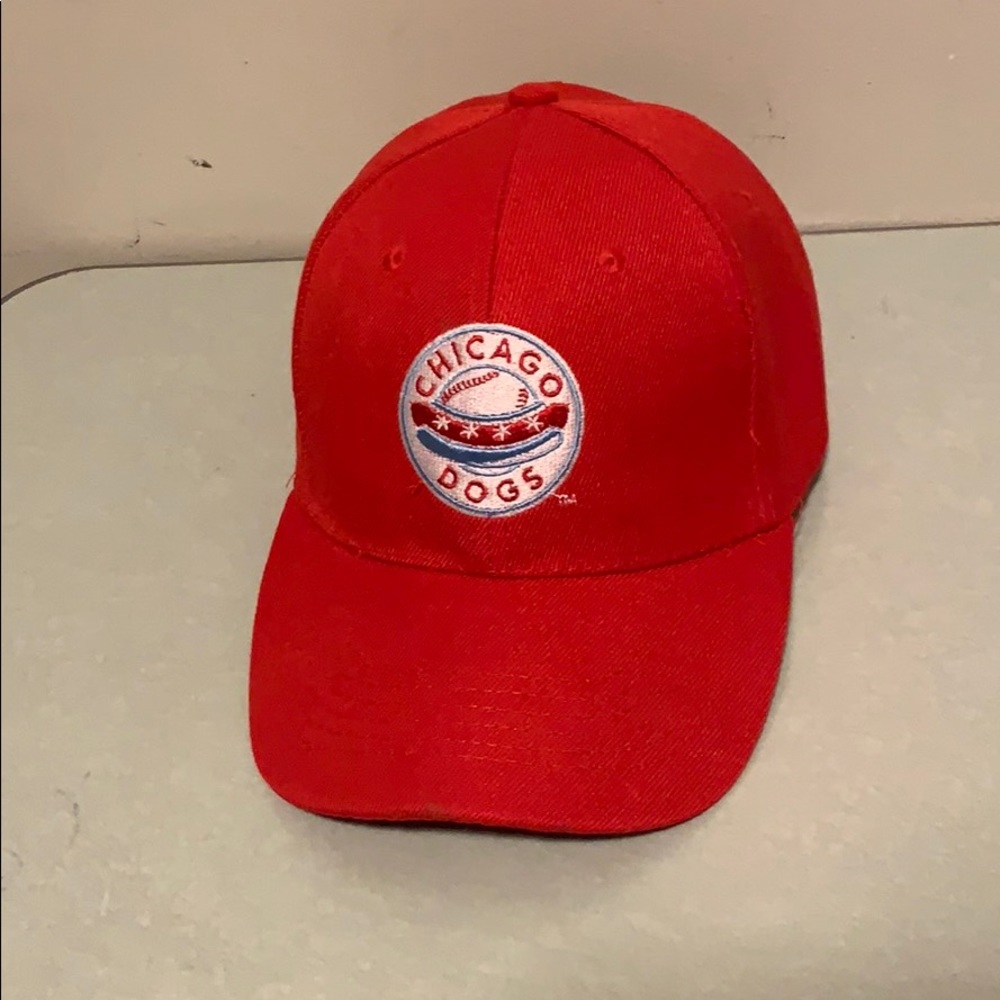 Chicago Dogs hat NEW